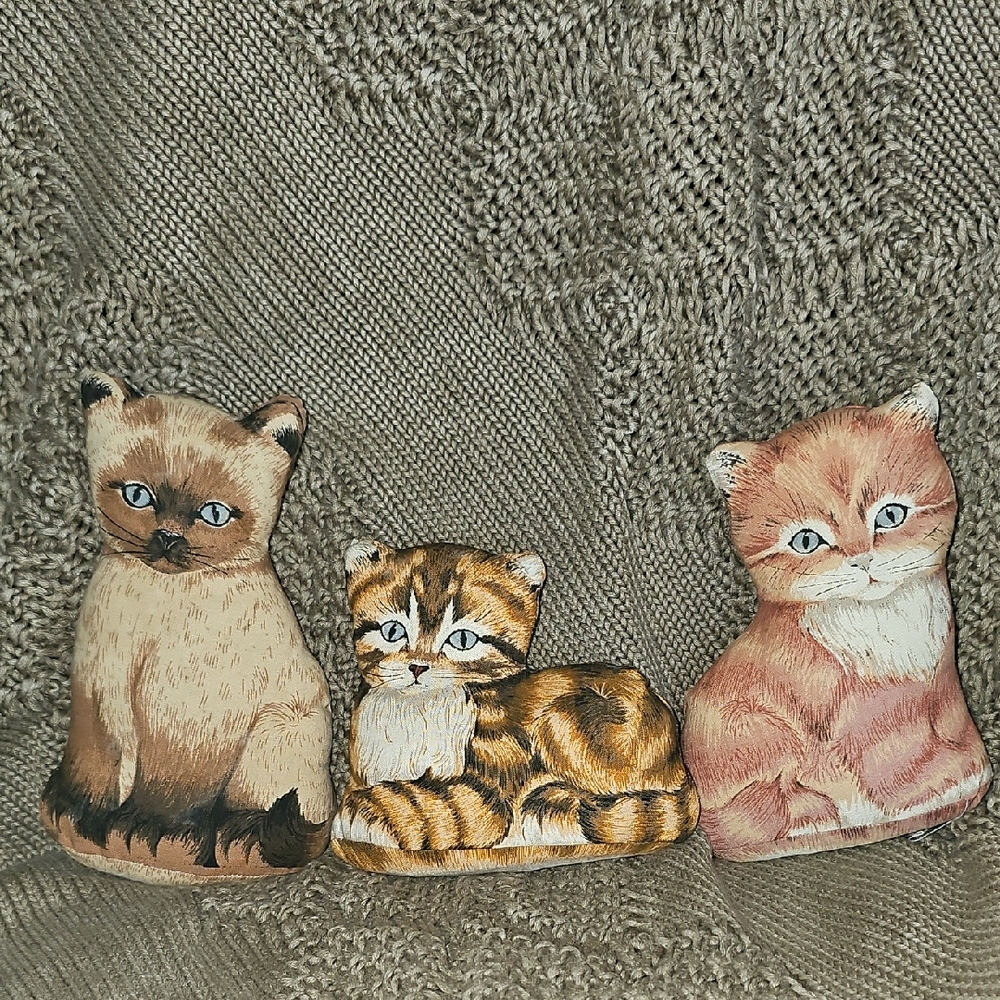 Handcrafted Cat Figurines Set - Brown, Tan, and Cream